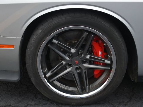 Used 2021 Dodge Challenger SRT Hellcat Redeye RWD image 11