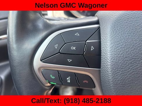 Used 2021 Jeep Grand Cherokee Limited AWD/4WD image 26
