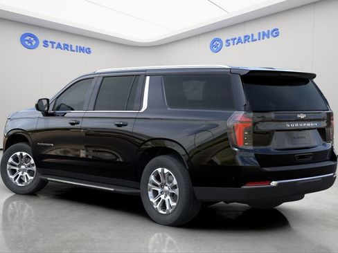 New 2026 Chevrolet Suburban LS RWD image 4