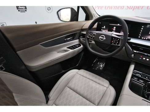 Used 2025 Nissan Murano Platinum w/ Cargo Package AWD/4WD image 8