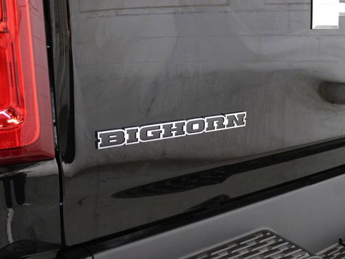 New 2026 RAM 1500 4x4 Crew Cab image 44