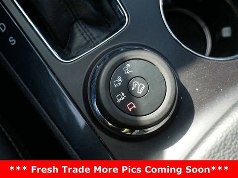 Used 2018 Ford Explorer Limited image 23