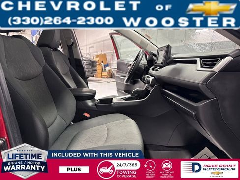 Used 2022 Toyota RAV4 XLE image 28