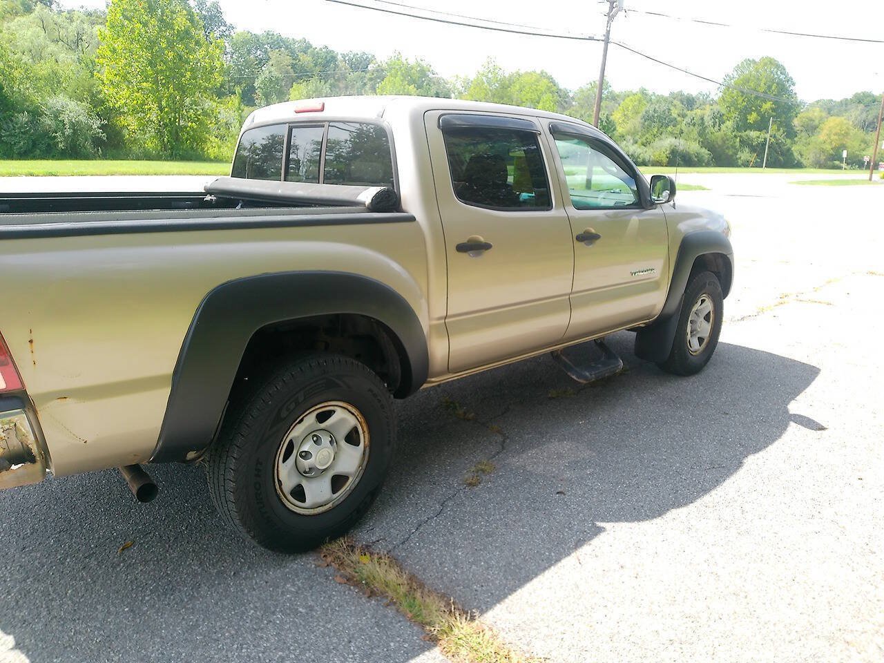 Used 2005 Toyota Tacoma 4x4 Double Cab image 5