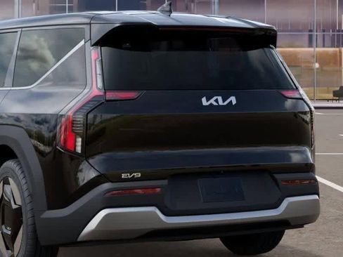 New 2026 Kia EV9 Light image 14