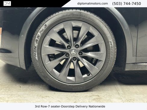 Used 2019 Tesla Model X 75D image 35
