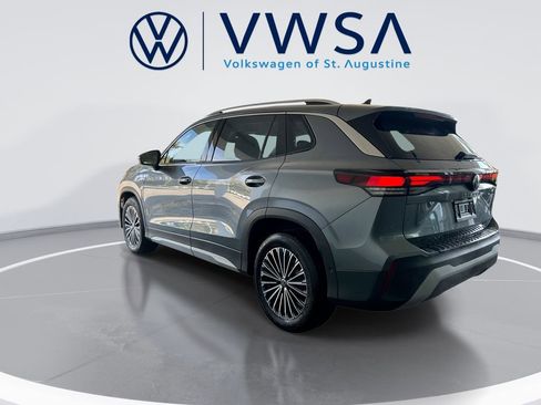 New 2026 Volkswagen Tiguan S FWD image 5