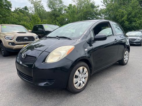 Used 2007 Toyota Yaris 2-Door Hatchback FWD image 1