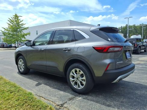 Used 2024 Ford Escape Active AWD/4WD image 7