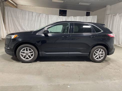 Used 2024 Ford Edge SEL image 4