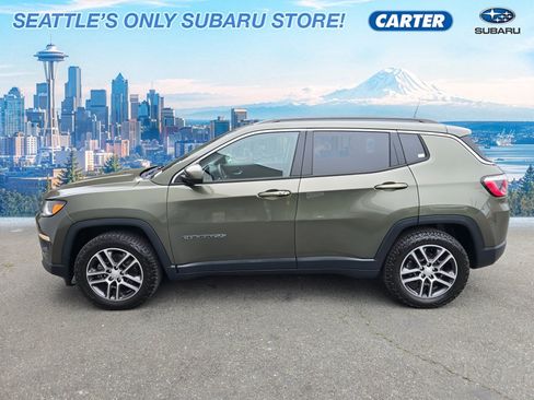 Used 2017 Jeep Compass Latitude w/ Popular Equipment Group FWD image 6