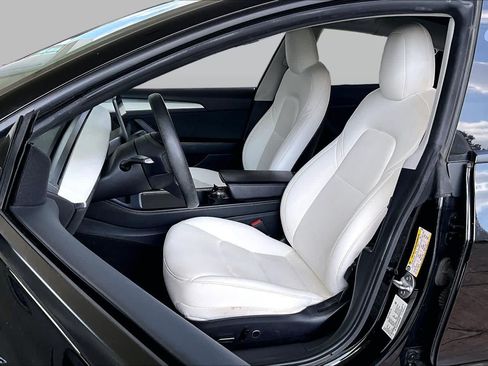 Used 2021 Tesla Model 3 Standard Range Plus RWD image 6