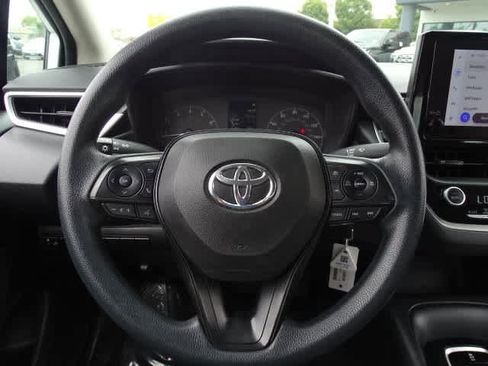 Used 2023 Toyota Corolla LE FWD image 24