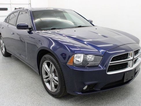 Used 2014 Dodge Charger SXT Plus image 4