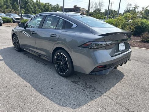 New 2026 Nissan Sentra SR w/ SR All Weather Package FWD image 5
