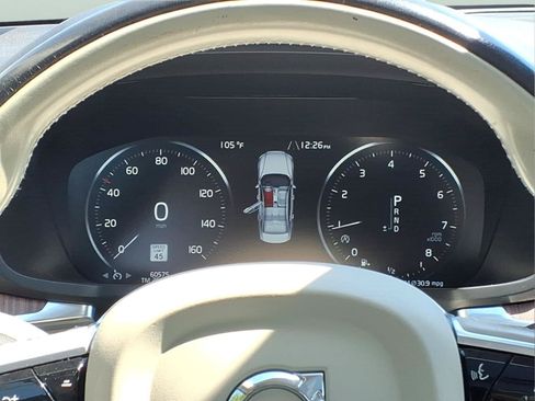 Used 2020 Volvo S60 T5 Momentum w/ Protection Package Premier FWD image 9
