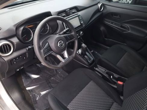 Used 2021 Nissan Versa S FWD image 8