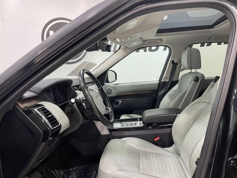Used 2018 Land Rover Discovery HSE Luxury image 13