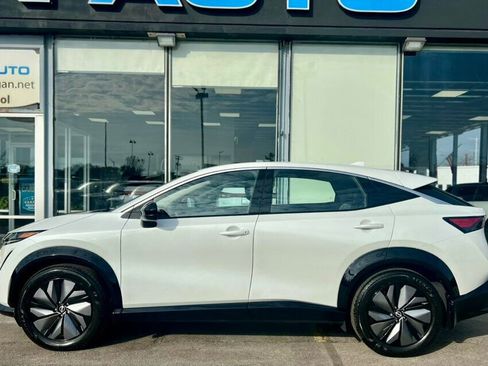 Used 2024 Nissan Ariya FWD image 2