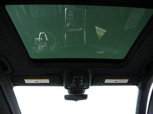 New 2026 Audi SQ8 Prestige image 21