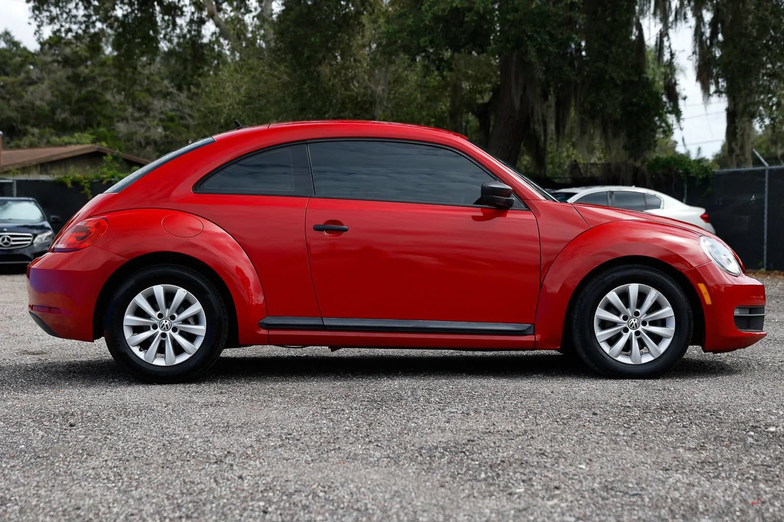 Used 2016 Volkswagen Beetle 1.8T FWD image 8