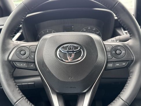 Used 2025 Toyota Corolla SE FWD image 16
