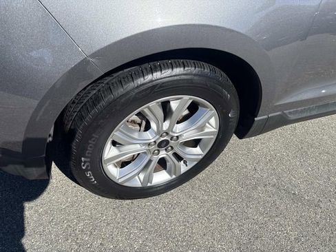 Used 2023 Ford Edge Titanium image 15