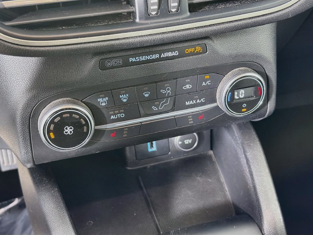 Used 2020 Ford Escape SE FWD image 15