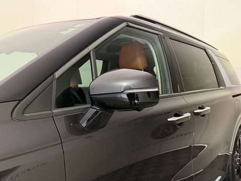 Used 2022 Kia Carnival SX image 13