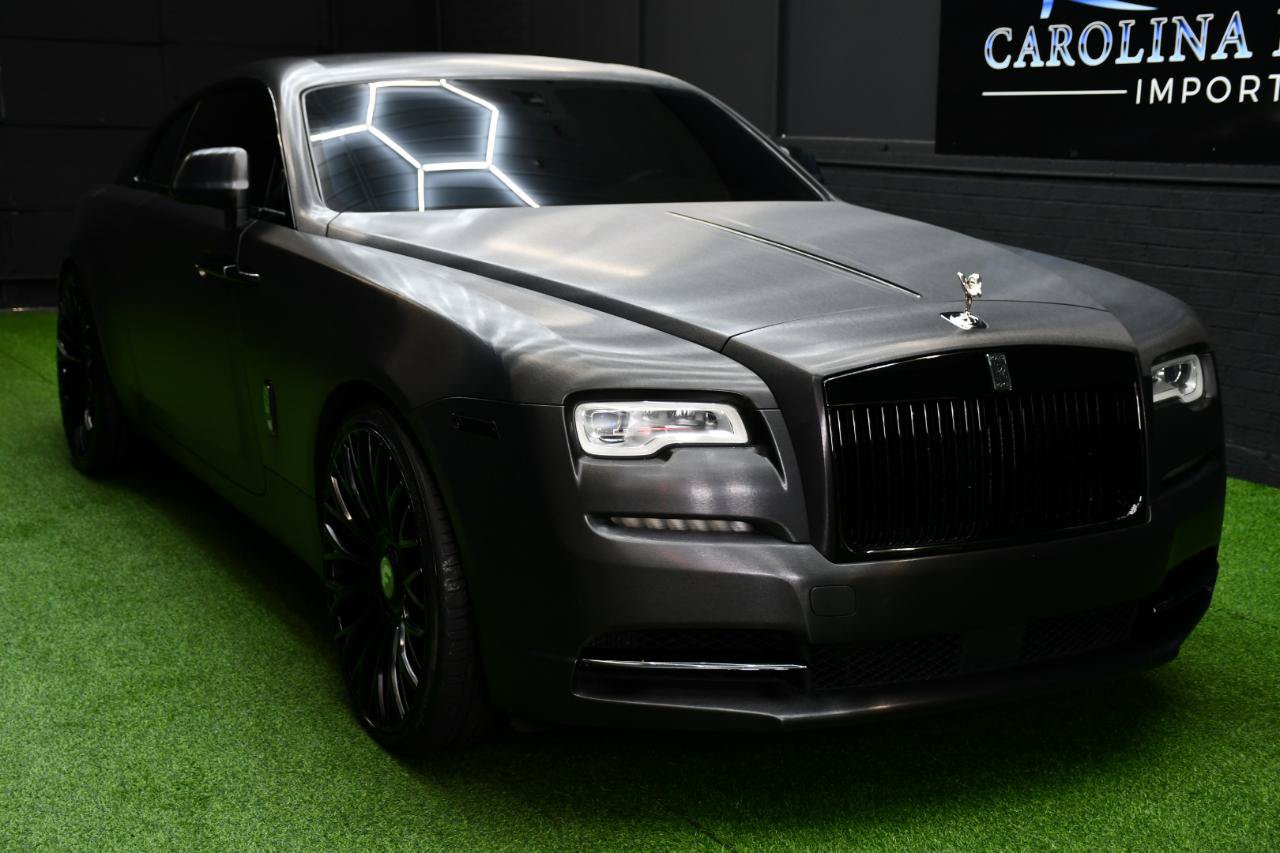 Used 2017 Rolls-Royce Wraith RWD image 3