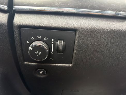 Certified 2018 Jeep Grand Cherokee Limited image 9