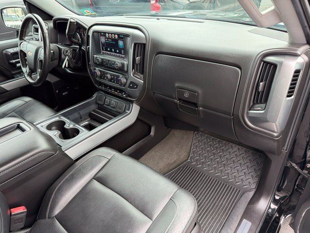 Used 2015 Chevrolet Silverado 1500 LTZ Z71 w/ LTZ Plus Package AWD/4WD image 17