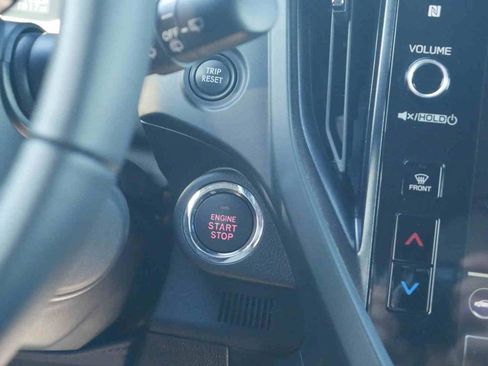 Used 2025 Subaru Forester Premium w/ Convenience Package #1 image 6