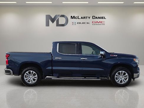 Used 2023 Chevrolet Silverado 1500 LTZ image 6