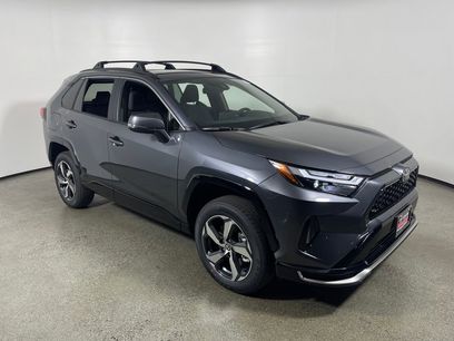 New 2025 Toyota RAV4 SE