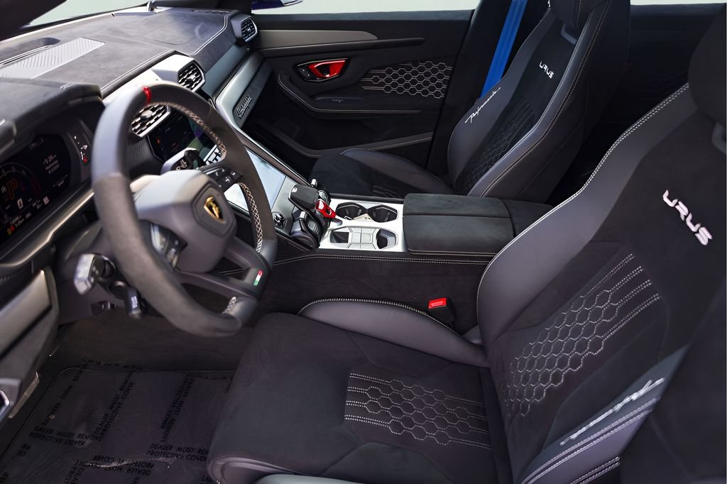 Used 2024 Lamborghini Urus Performante AWD/4WD image 14