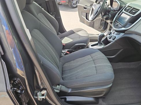 Used 2017 Chevrolet Sonic LT FWD image 15
