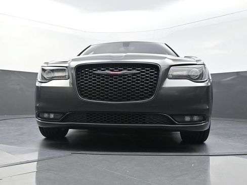 Used 2023 Chrysler 300 S RWD image 32