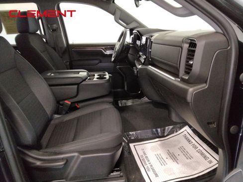 Used 2023 Chevrolet Silverado 1500 LT image 41