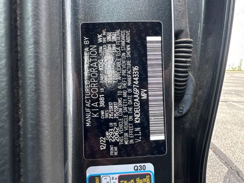 Used 2023 Kia Seltos S FWD image 28
