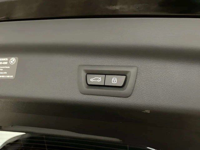 Used 2026 BMW X1 xDrive28i AWD/4WD image 9