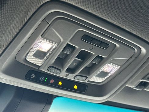 Used 2020 GMC Sierra 3500 Denali w/ Denali Ultimate Package image 23