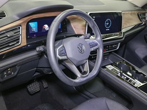 Certified 2024 Volkswagen Atlas SE AWD/4WD image 28