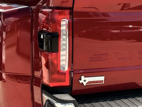 Used 2023 Ford F350 XLT w/ 360-Degree Camera Package AWD/4WD image 7