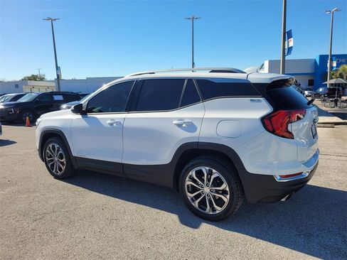 Used 2019 GMC Terrain SLT w/ Preferred Package image 10