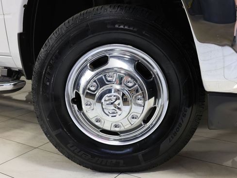 Used 2022 RAM 3500 Tradesman AWD/4WD image 12