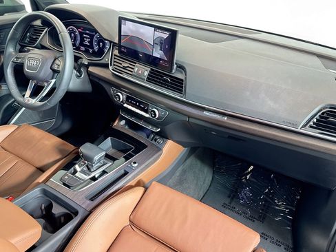 Used 2024 Audi Q5 e Premium Plus image 28