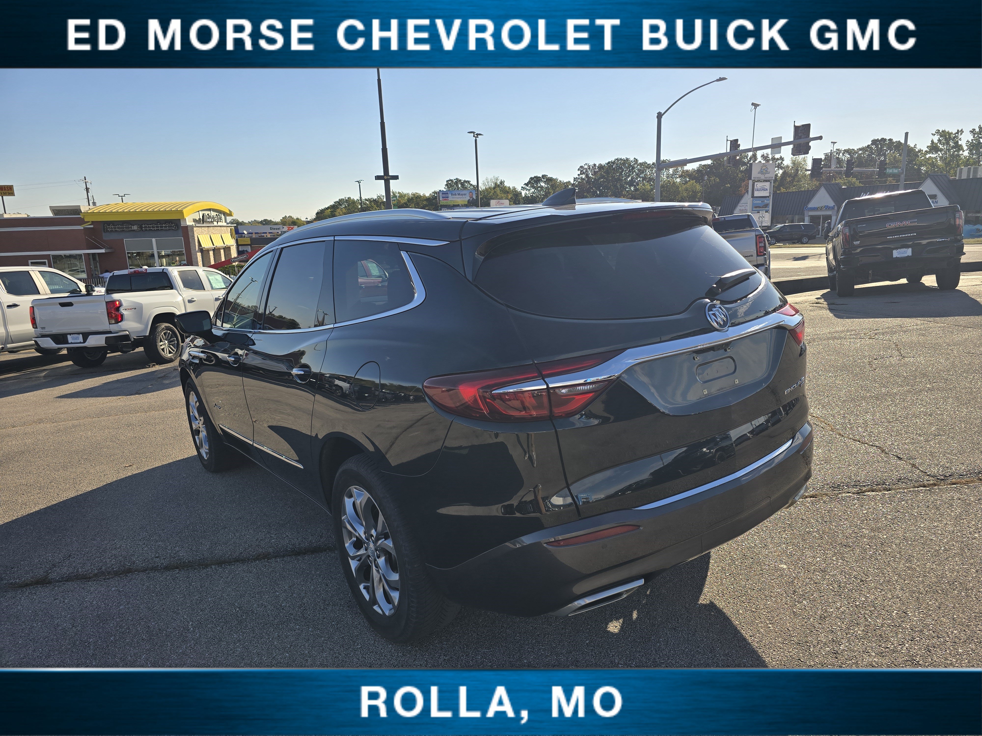 Certified 2019 Buick Enclave Avenir w/ Avenir Technology Package AWD/4WD image 5