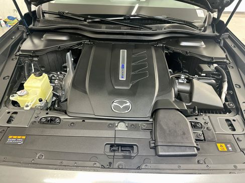 Used 2024 MAZDA CX-90 Plug-In Hybrid w/ Preferred AWD/4WD image 37