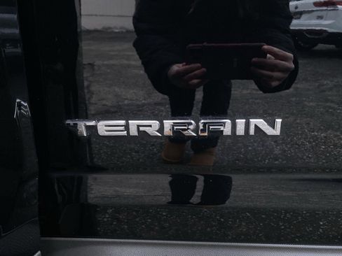 Used 2015 GMC Terrain SL image 22